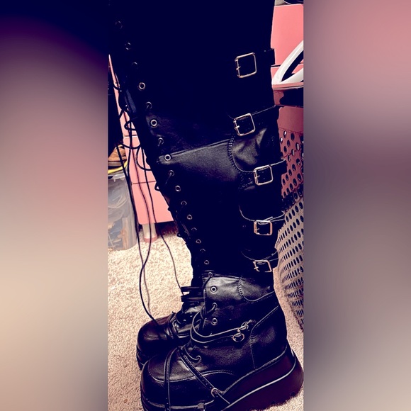 SOLD - Picture 3 of 3